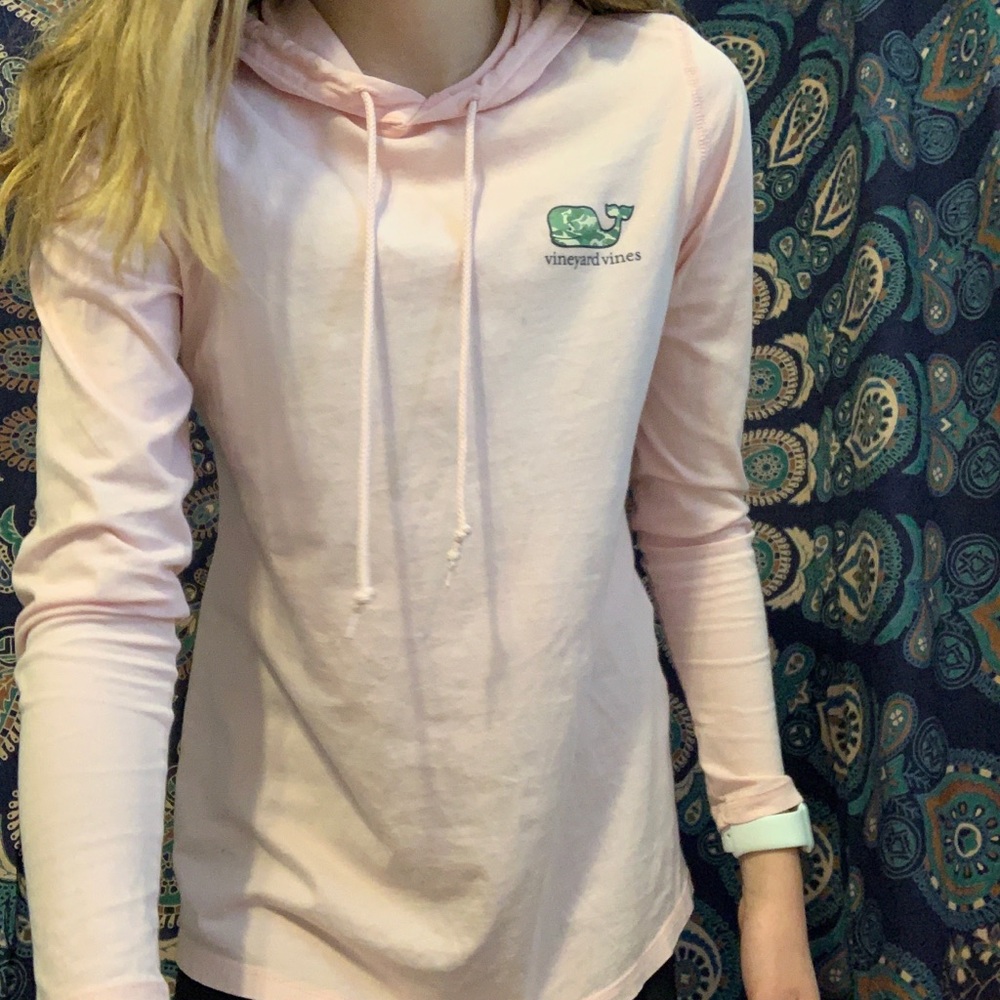 Vineyard vines long sleeve hoodie shirt